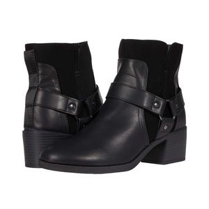 Brand New in Box Rocket Dog Women’s sz 10